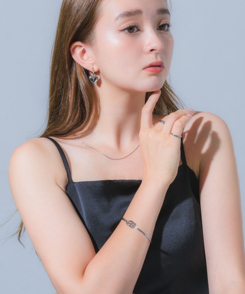 muku(ムク)の「金属アレルギー対応 2mmシンプルリング/サージカルステンレス/316L(リング・レディース・シルバー/ゴールド・11/9/3/15 /13)」の6枚目の写真