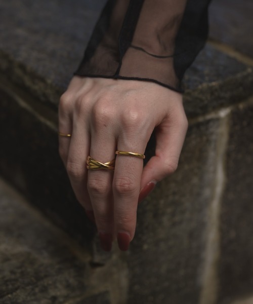 muku(ムク)の「金属アレルギー対応 2mmシンプルリング/サージカルステンレス/316L(リング・レディース・シルバー/ゴールド・11/9/3/15 /13)」の21枚目の写真