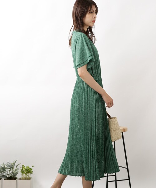 DRESKIP(ドレスキップ)の「◆【洗える】ドット柄プリ-ツ切り替えワンピース(ワンピース・レディース・ネイビー系/ホワイト系3/グリーン系その他2・02/03/04)」の12枚目の写真