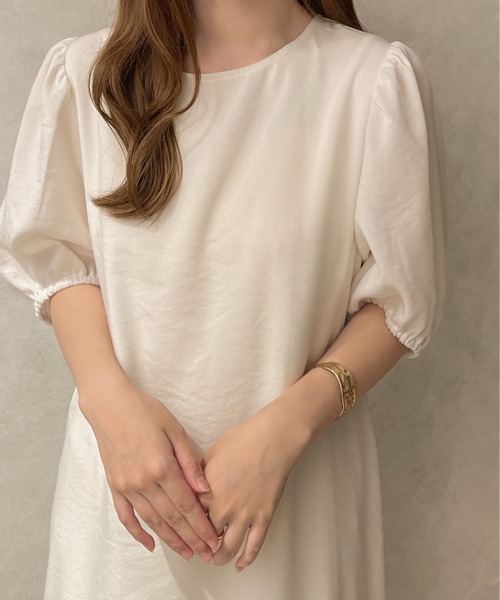 apres jour clair（アプレジュールクレア）の「【apres jour clair】パフスリーブバックオープンワンピース【ZOZOTOWN限定アイテム】（ワンピース・レディース・ベージュ/オフホワイト・フリー/X-LARGE）」の6枚目の写真