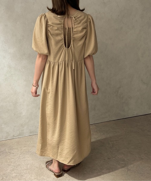 apres jour clair（アプレジュールクレア）の「【apres jour clair】パフスリーブバックオープンワンピース【ZOZOTOWN限定アイテム】（ワンピース・レディース・ベージュ/オフホワイト・フリー/X-LARGE）」の21枚目の写真