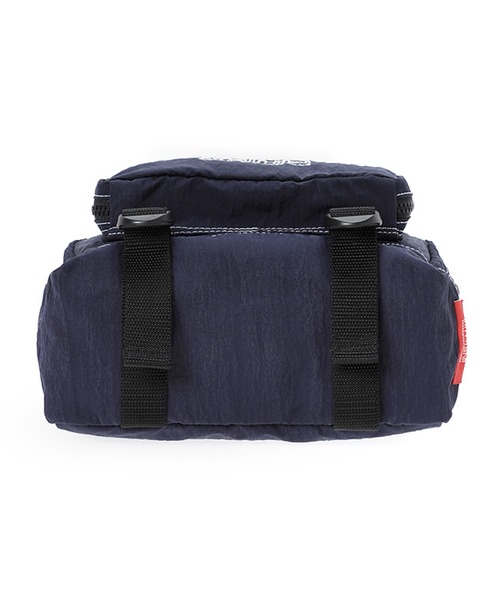 Manhattan Portage（マンハッタンポーテージ）の「Fisk Shoulder Bag Old School（ショルダーバッグ・メンズ・ブラック/ネイビー・SMALL）」の6枚目の写真