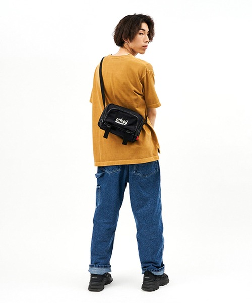 Manhattan Portage（マンハッタンポーテージ）の「Fisk Shoulder Bag Old School（ショルダーバッグ・メンズ・ブラック/ネイビー・SMALL）」の16枚目の写真