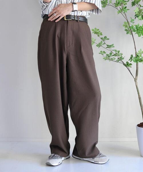 coen by Mr.SZK（コーエンバイミスタースズキ）の「ルーズイージーワイドパンツ【セットアップ対応】（スラックス・メンズ・ホワイト/ダークブラウン/ブラック/ダークグレー・M/XL/L/S）」の5枚目の写真