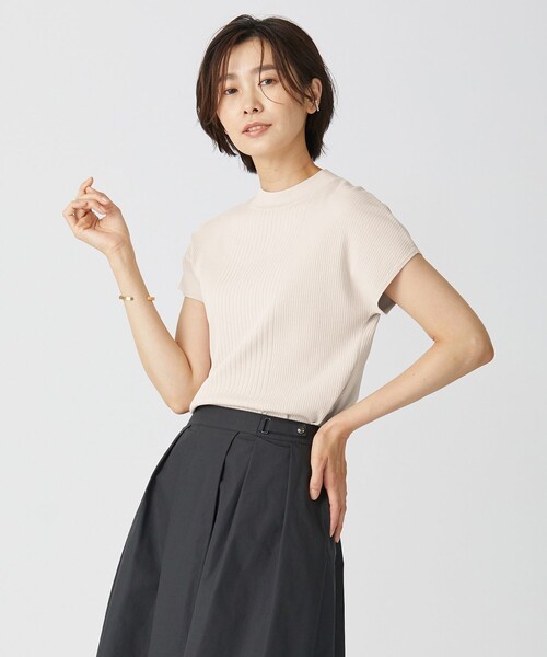 J.PRESS Ladies(J.プレス レディス)の「【洗える】 レーヨンエリートストレッチ フレンチスリーブ ニット(ニット/セーター・レディース・ダークグリーン系/オレンジ系/ブラック系/ベージュ系・SMALL)」の3枚目の写真