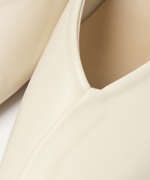 Andemiu（アンデミュウ）の「キリカエスクエアパンプス345774（パンプス・レディース・ブラック/オフホワイト・S/M/L）」の11枚目の写真