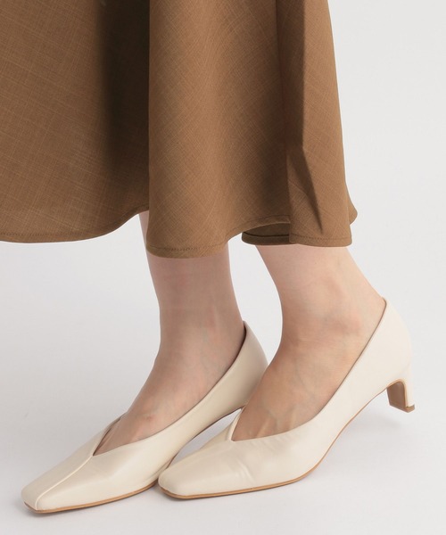 Andemiu（アンデミュウ）の「キリカエスクエアパンプス345774（パンプス・レディース・ブラック/オフホワイト・S/M/L）」の14枚目の写真