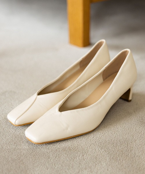 Andemiu（アンデミュウ）の「キリカエスクエアパンプス345774（パンプス・レディース・ブラック/オフホワイト・S/M/L）」の15枚目の写真