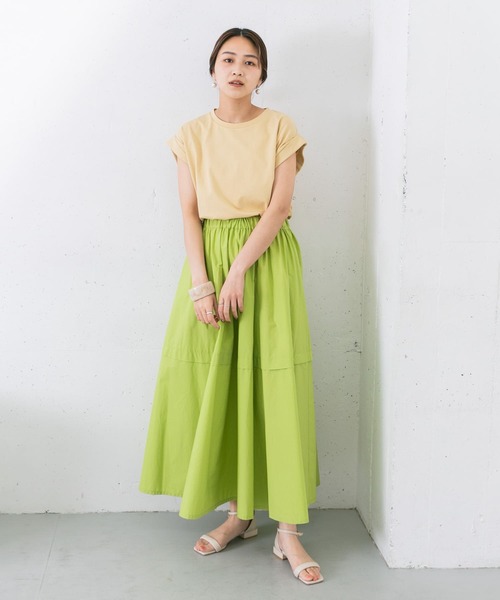 KBF(ケイビーエフ)の「タックボリュームフレアスカート(スカート・レディース・グリーン/オフホワイト/ブラック・ONE)」の13枚目の写真