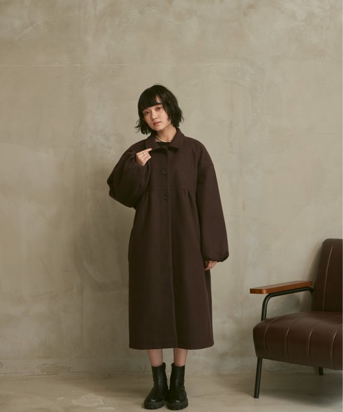 moi tytto（モイテュット）の「【低身長さん向けSサイズあり】袖ボリュームスタンドカラー切替えコート（その他アウター・レディース・ナチュラル/ブラウン・SMALL/MEDIUM）」の4枚目の写真