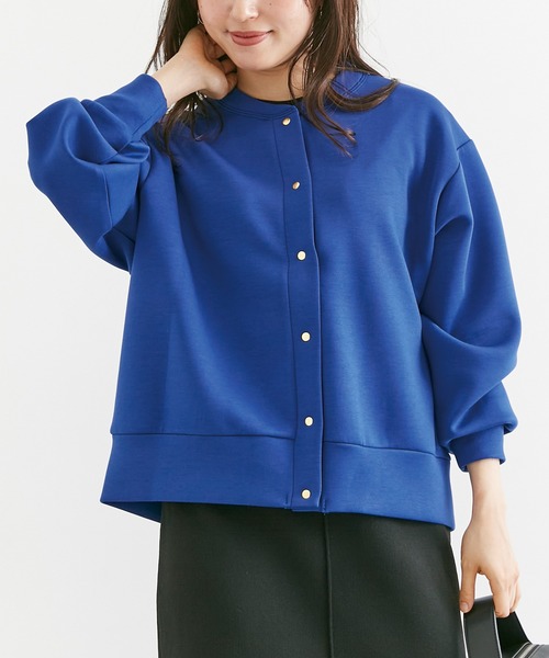 INCEDE（インシード）の「スナップボタンカーディガン（カーディガン/ボレロ・レディース・ブラック/ブルー/グレイッシュベージュ/チャコールグレー/ライトベージュ・LL/3L/4L/M/L）」の5枚目の写真