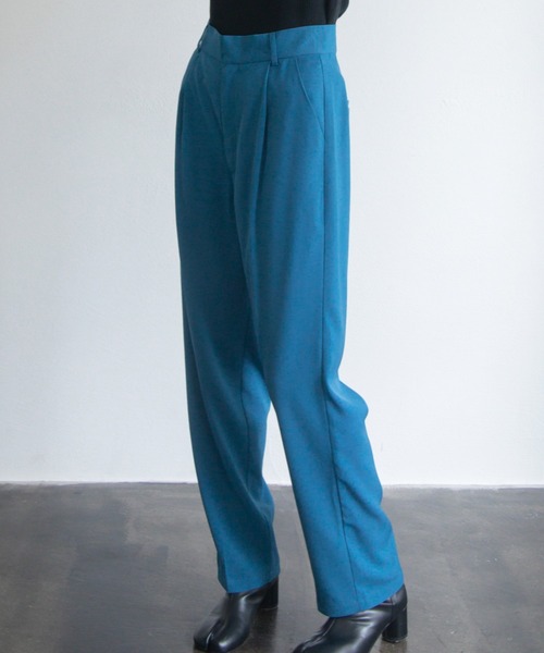 VACANCY（ヴァカンシー）の「ダブルクロス テーパードスラックスパンツ（スラックス・レディース・ホワイト/ブラウン/レッド/ブルー・SMALL/MEDIUM/LARGE）」の8枚目の写真