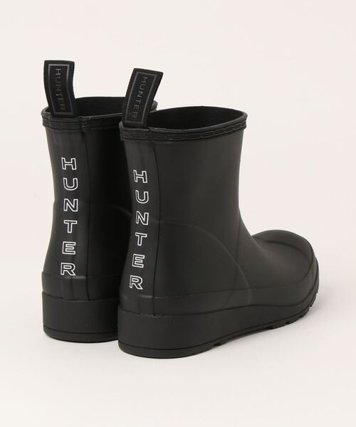 HUNTER（ハンター）の「WOMENS PLAY SHORT HUNTER BACKSTRAP PRINT BOOT（レインシューズ・レディース・ブラック・UK5/UK4/UK3/UK6）」の2枚目の写真