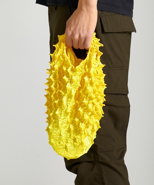 BUNZABURO（ブンザブロウ）の「【BUNZABURO/ブンザブロウ】BAI SHIBORI PETIT BAG（ハンドバッグ・メンズ・ブルー/グレー/シルバー/ダークグリーン/イエロー/ブラック/ピンク・FREE）」の8枚目の写真