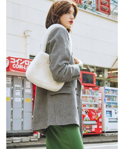 jouetie（ジュエティ）の「ファーハンドBAG（ハンドバッグ・レディース・オフホワイト/ブラック/ピンク・FREE）」の5枚目の写真