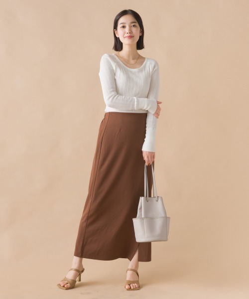 OMNES（オムネス）の「梨地ストレッチツイルフロントスリットタイトスカート（スカート・レディース・ブラック/ベージュ/パープル/ブラウン・FREE）」の8枚目の写真