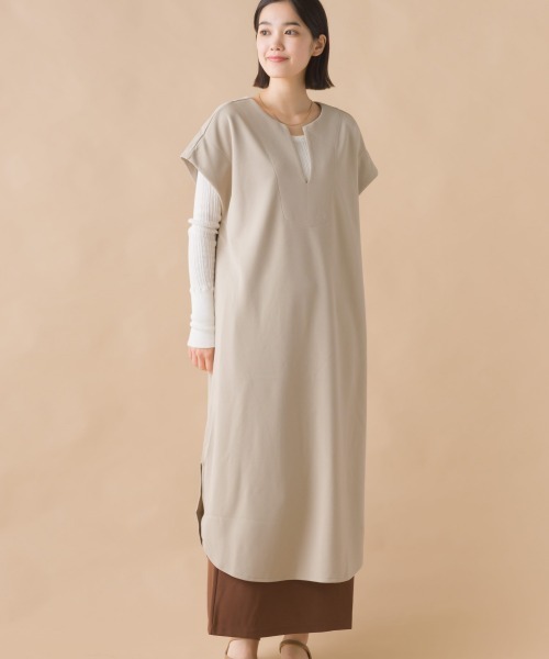 OMNES（オムネス）の「梨地ストレッチツイルフロントスリットタイトスカート（スカート・レディース・ブラック/ベージュ/パープル/ブラウン・FREE）」の9枚目の写真