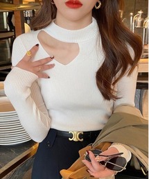 0’s  デコルテオープン タートルネック ニットトップス