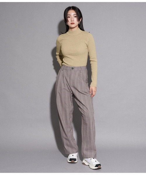 ANAP(アナップ)の「リブプチハイネックトップスカットソー(Tシャツ/カットソー・レディース・モスグリーン/オフホワイト/グレー/ブラック/ライトベージュ・FREE)」の9枚目の写真