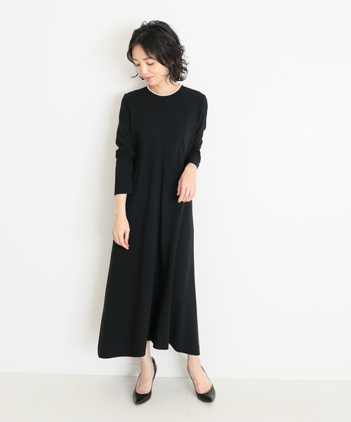 HARDY NOIR（アルディーノアール）の「クルーネックフレア