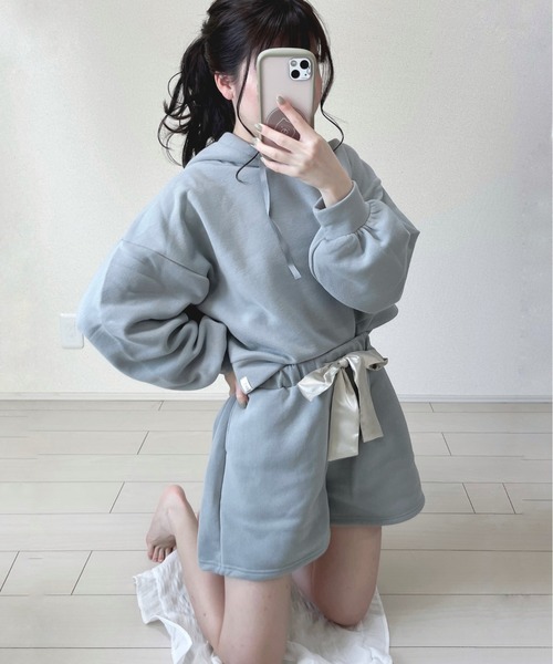 Mysa&Liina(ミーサリーナ)の「yuririn*コラボ パーカー×ショートパンツセット(ルームウェア/パジャマ・レディース・チャコールグレー/ピンクベージュ/サックスブルー/ベージュ・M/L)」の10枚目の写真