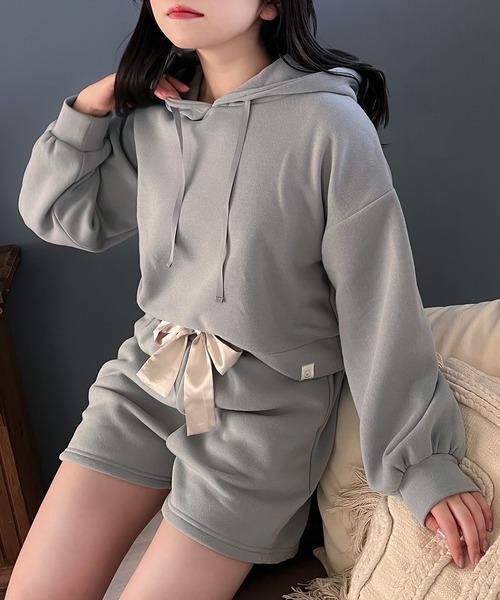 Mysa&Liina(ミーサリーナ)の「yuririn*コラボ パーカー×ショートパンツセット(ルームウェア/パジャマ・レディース・チャコールグレー/ピンクベージュ/サックスブルー/ベージュ・M/L)」の18枚目の写真