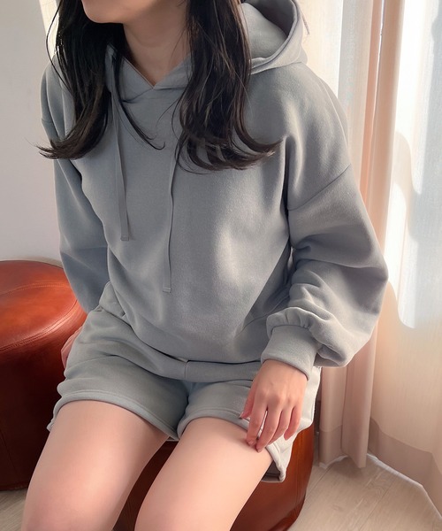 Mysa&Liina(ミーサリーナ)の「yuririn*コラボ パーカー×ショートパンツセット(ルームウェア/パジャマ・レディース・チャコールグレー/ピンクベージュ/サックスブルー/ベージュ・M/L)」の21枚目の写真
