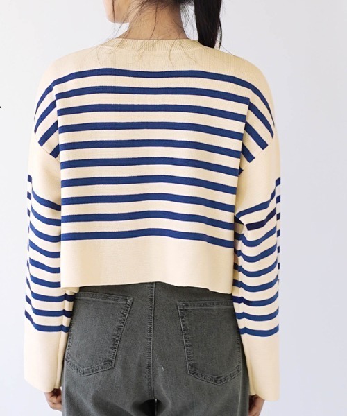 MIMIMEMETE(ミミメメット)の「パネルボーダー ショート丈ニット(ニット/セーター・レディース・ブルー/ブラウン・フリー)」の9枚目の写真