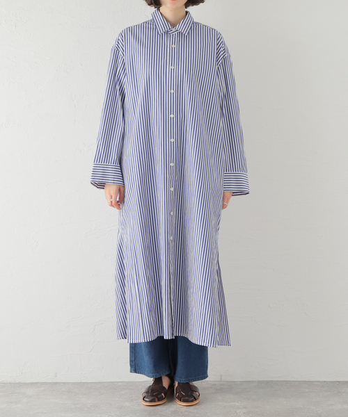 JOURNAL STANDARD（ジャーナルスタンダード）の「コットンブロードストライプシャツワンピース（シャツワンピース・レディース・ブラック/ブルー・FREE）」の17枚目の写真