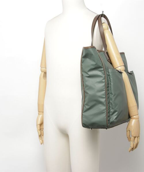 Felisi（フェリージ）の「Felisi (フェリージ）トートバッグ 23/17/HK