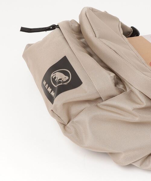 Mammut(マムート)の「エクセロン ヌーヴヴィル ウエストパック / Xeron Neuveville Waistpack / ウエストポーチ(ボディバッグ/ウエストポーチ・メンズ・ベージュ/ブラック・2L)」の3枚目の写真