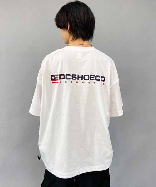 DC(ディーシー)の「DC/ディーシー オーバーサイズTシャツ ワンポイント/ビックシルエット ドロップショルダー ブランドロゴ クルーネックTシャツ/ATHLETICS SS DST231043(Tシャツ/カットソー・メンズ・ブラック/ホワイト/グリーン・L/2XL/XL/M)」の2枚目の写真