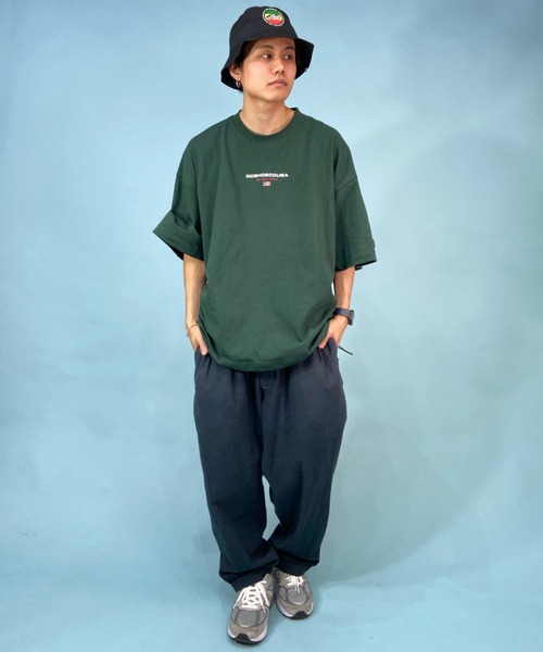 DC(ディーシー)の「DC/ディーシー オーバーサイズTシャツ ワンポイント/ビックシルエット ドロップショルダー ブランドロゴ クルーネックTシャツ/ATHLETICS SS DST231043(Tシャツ/カットソー・メンズ・ブラック/ホワイト/グリーン・L/2XL/XL/M)」の11枚目の写真