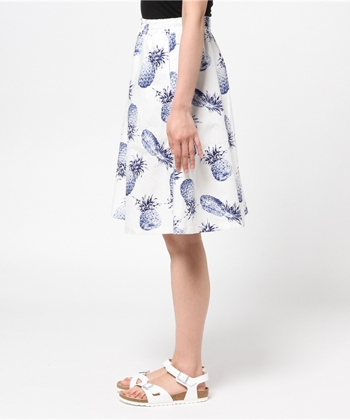 CIAOPANIC（チャオパニック）の「【Ciaopanic】　パイナップル柄フレアSK（スカート・レディース・ホワイト/エメラルド・FREE）」の4枚目の写真