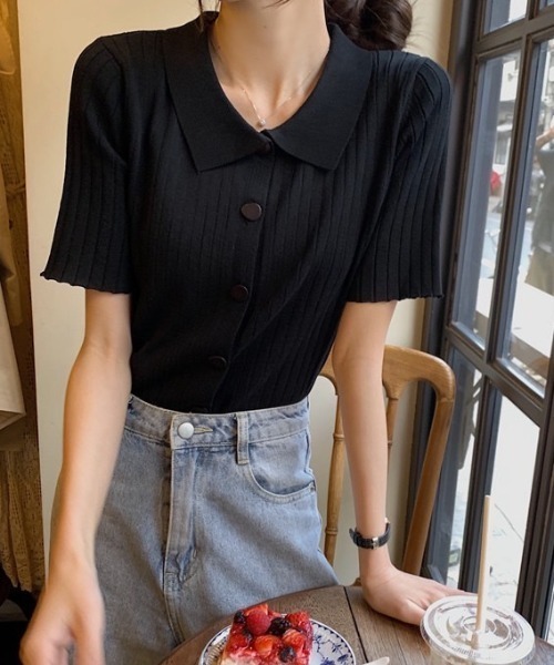 LAC-VERT（ラック・ヴェール）の「変形ボタンリブニットポロシャツ（シャツ/ブラウス・レディース・グリーン/ピンク/ホワイト/ブラック・FREE）」の6枚目の写真