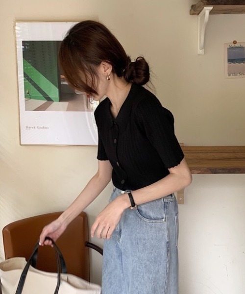 LAC-VERT（ラック・ヴェール）の「変形ボタンリブニットポロシャツ（シャツ/ブラウス・レディース・グリーン/ピンク/ホワイト/ブラック・FREE）」の20枚目の写真