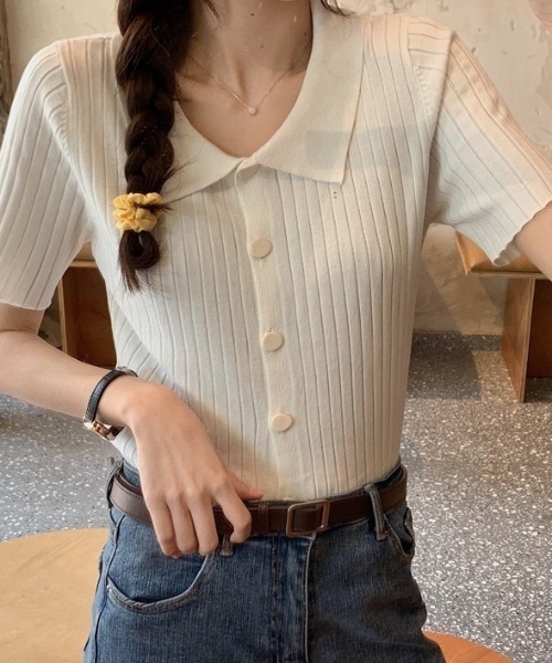 LAC-VERT（ラック・ヴェール）の「変形ボタンリブニットポロシャツ（シャツ/ブラウス・レディース・グリーン/ピンク/ホワイト/ブラック・FREE）」の11枚目の写真