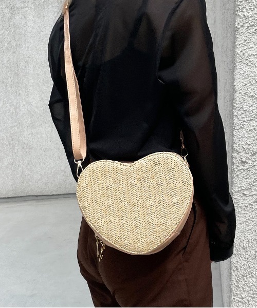 【セール】【HIKA】ハート型ショルダーBAG（ショルダーバッグ）｜HIKA（ヒカ） 5,121円