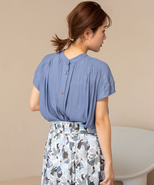 NOLLEY’S(ノーリーズ)の「◇【WEB限定】前後2WAY カッセンジョーゼットブラウス(シャツ/ブラウス・レディース・ライトブルー/ブラック/ブラック系その他3/ラベンダー/オフホワイト・FREE)」の14枚目の写真