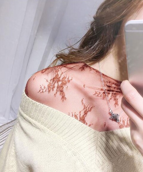 NinaetLina（ニナエリナ）の「レースチュールハイネックインナー（Tシャツ/カットソー・レディース・グレー/ブラック/ベージュ/キャメル/テラコッタ/ホワイト・FREE）」の4枚目の写真