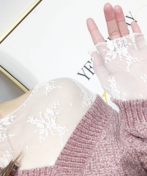 NinaetLina（ニナエリナ）の「レースチュールハイネックインナー（Tシャツ/カットソー・レディース・グレー/ブラック/ベージュ/キャメル/テラコッタ/ホワイト・FREE）」の7枚目の写真