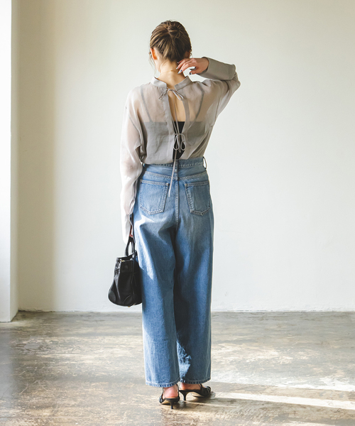 Noble(ノーブル)の「ソフトオーガンジーバックリボンブラウス(シャツ/ブラウス・レディース・ライトグレー/ホワイト・FREE)」の12枚目の写真