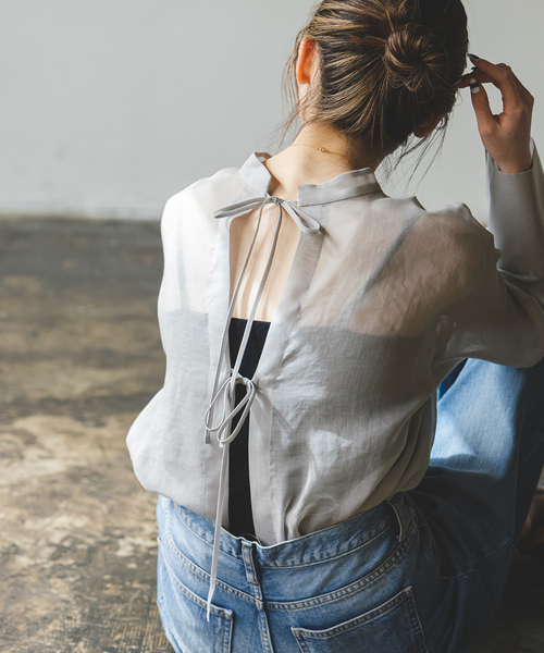 Noble(ノーブル)の「ソフトオーガンジーバックリボンブラウス(シャツ/ブラウス・レディース・ライトグレー/ホワイト・FREE)」の19枚目の写真