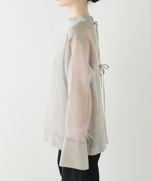 Noble(ノーブル)の「ソフトオーガンジーバックリボンブラウス(シャツ/ブラウス・レディース・ライトグレー/ホワイト・FREE)」の20枚目の写真