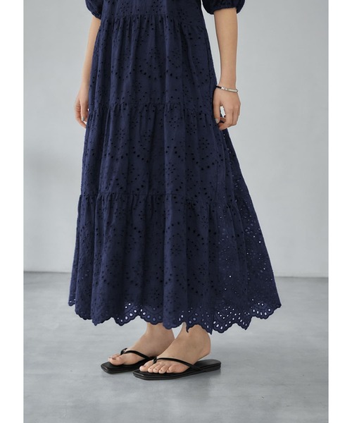 STYLE DELI（スタイルデリ）の「【LUXE】コットンレースパフスリワンピース（ワンピース・レディース・ホワイト/ネイビー・01/02）」の5枚目の写真