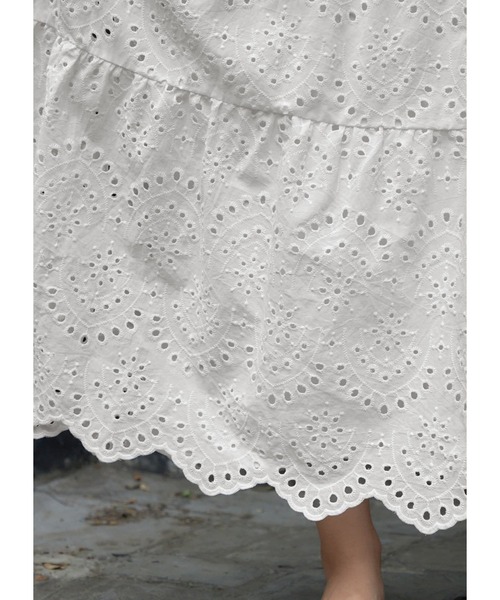 STYLE DELI（スタイルデリ）の「【LUXE】コットンレースパフスリワンピース（ワンピース・レディース・ホワイト/ネイビー・01/02）」の18枚目の写真