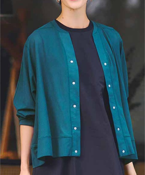 IEDIT（イディット）の「ＩＥＤＩＴ　ひんやりした接触冷感が気持ちいい　シアーリブカットソーのスナップボタンカーディガン（カーディガン/ボレロ・レディース・ブルーグリーン/ブラック/グレー・MEDIUM/LARGE/X-LARGE/XX-LARGE/SMALL/XXX-LARGE）」の3枚目の写真