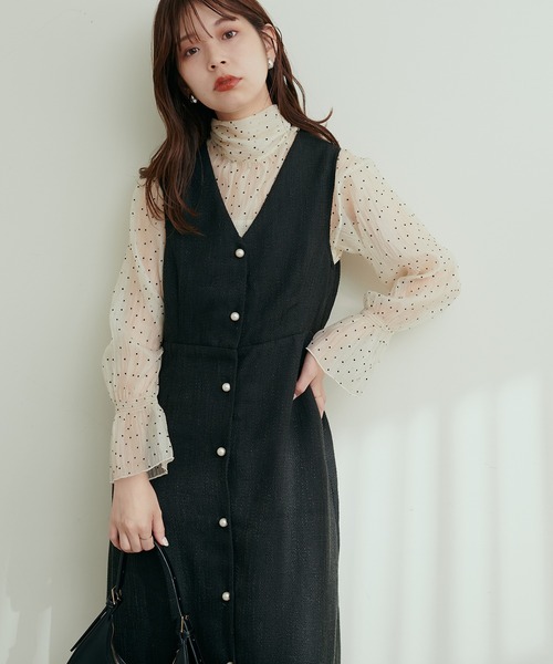 natural couture（ナチュラルクチュール）の「パール釦Vネックジャンスカ（ジャンパースカート・レディース・ブラック/モカ/チェック・FREE）」の15枚目の写真