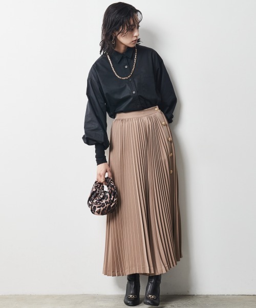 CHIC STYLE（シックスタイル）の「＜大きいサイズ＞袖口リブパフスリーブプルオーバーシャツ シックスタイル（シャツ/ブラウス・レディース・オフホワイト/ブラック・LL/5L/4L/L/3L）」の6枚目の写真