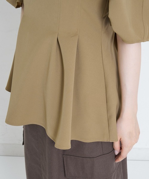 A de a.v.v(アードアー・ヴェ・ヴェ)の「ウエストマークドレープスリーブブラウス(シャツ/ブラウス・レディース・アイボリー/ブラック/ベージュ・SMALL/MEDIUM/フリ-)」の21枚目の写真